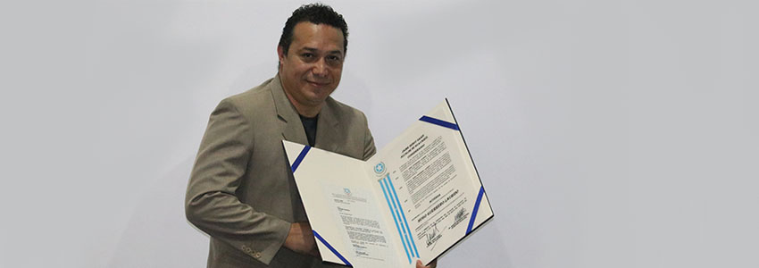 Hugo Guerrero reconocimiento Municipio Espol